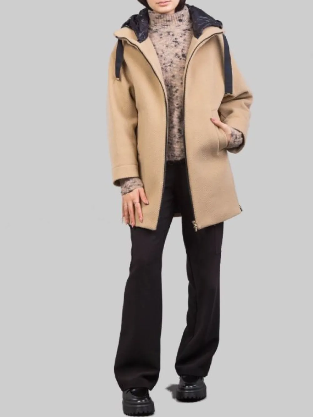CAPPOTTO IN LANA CON IMBOTTITURA E CAPPUCCIO | HERNO Outlet