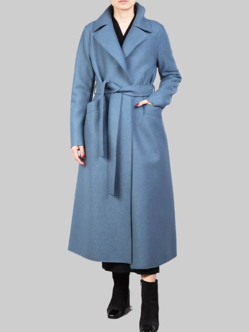 CAPPOTTO LUNGO BLU PETROLIO "A VESTAGLIA" IN LANA VERGINE PRESSATA CON CINTURA | HARRIS WHARF LONDON Fashion
