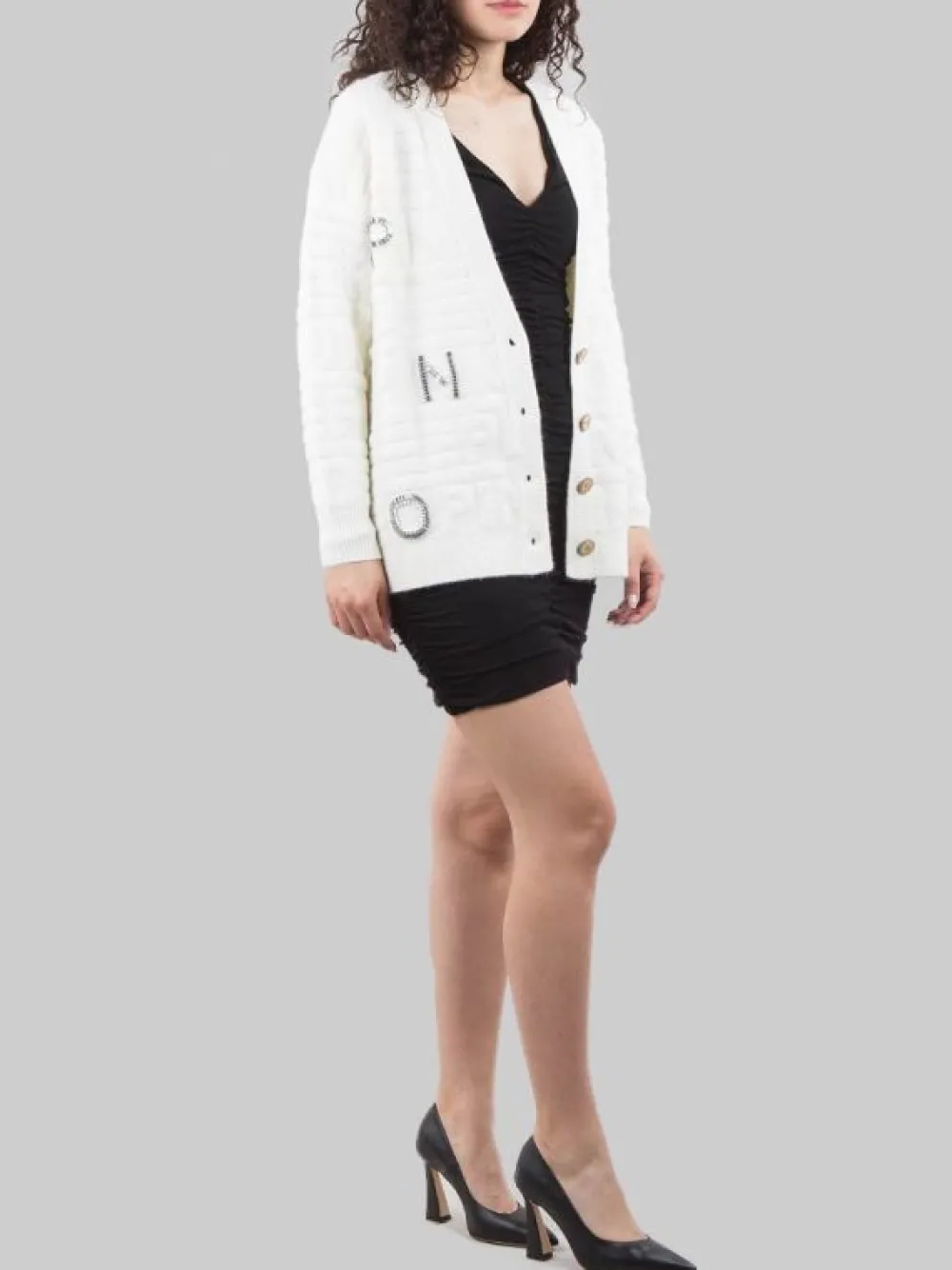 CARDIGAN DAINO IN MORBIDO TESSUTO EFFETTO SPUGNA CON PIETRE E STRASS APPLICATI | PINKO New