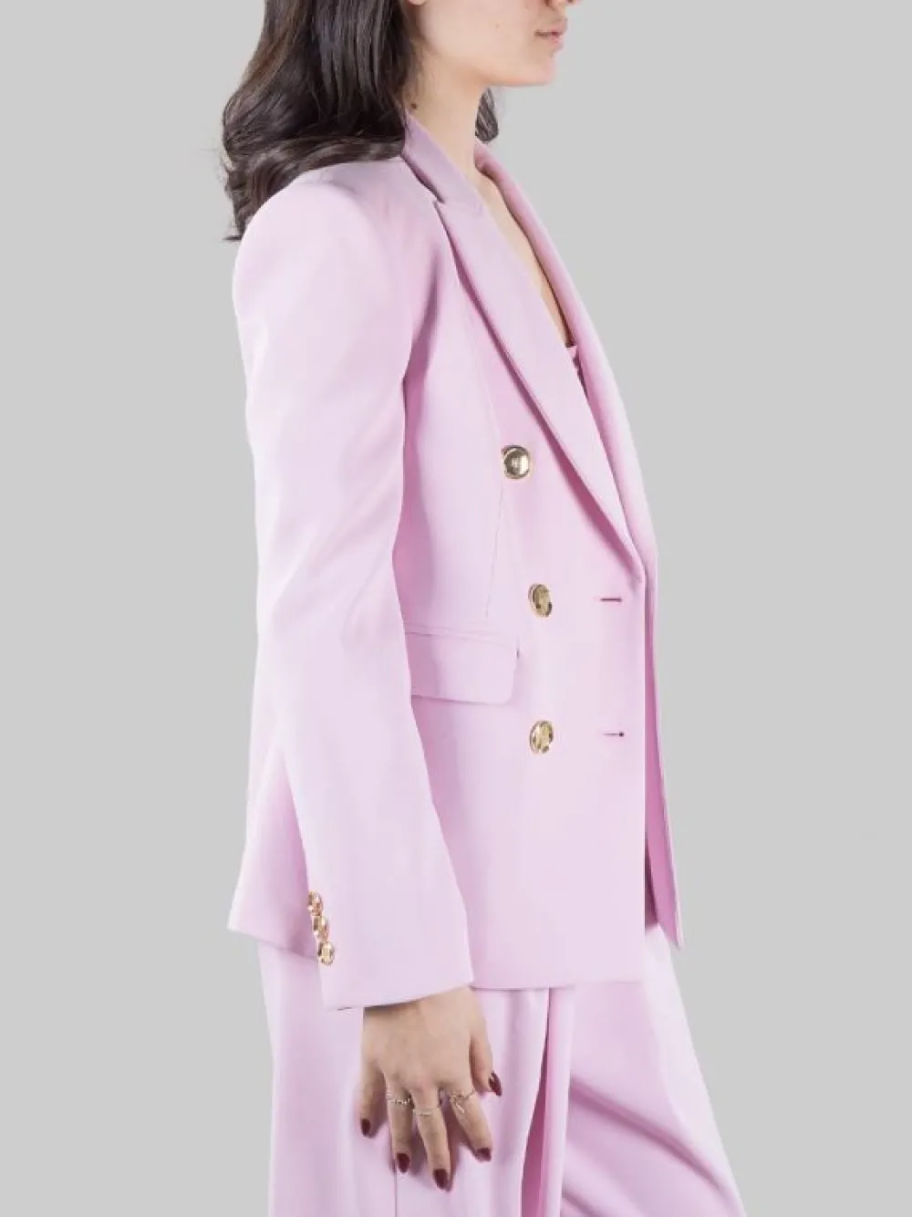 GIACCA GRANATO DOPPIOPETTO IN CREPE ELASTICIZZATO CON BOTTONI ORO | PINKO New