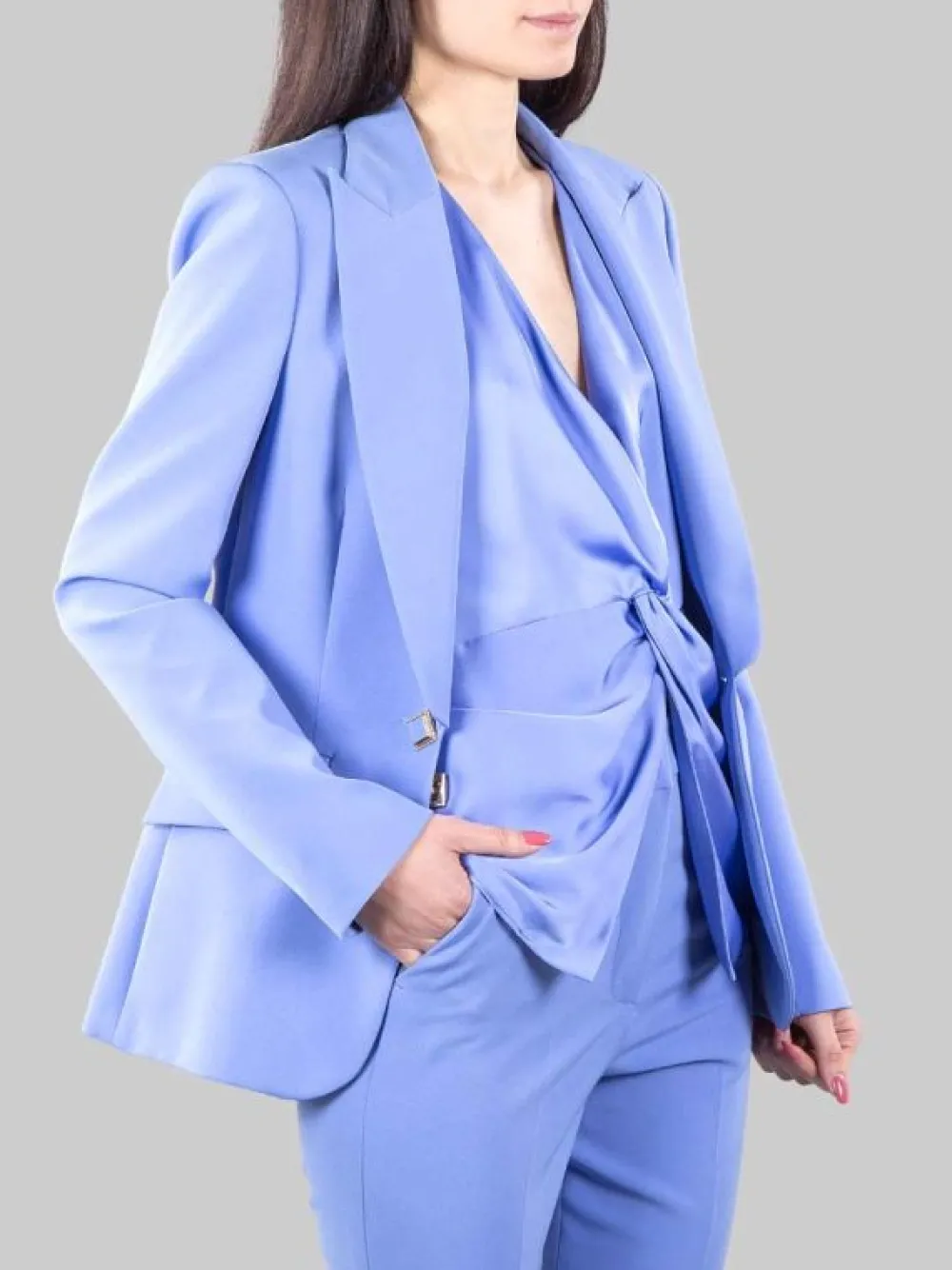 GIACCA MONOPETTO BLU CON BOTTONE GIOIELLO | HANITA New