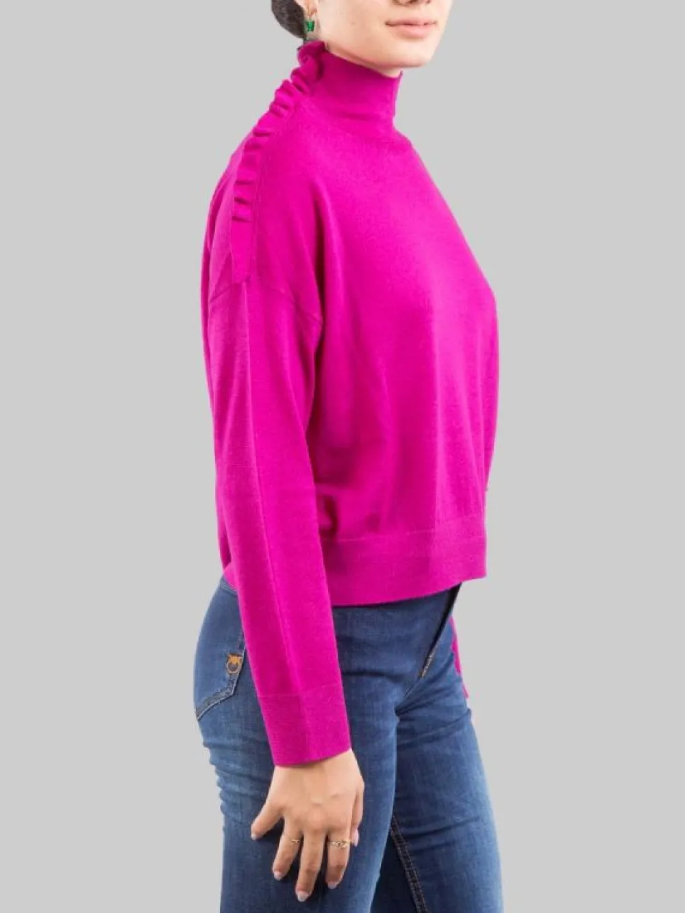 MAGLIA DOLCEVITA IN LANA CON RUCHE DECORATIVA SULLA SPALLA | PINKO Best