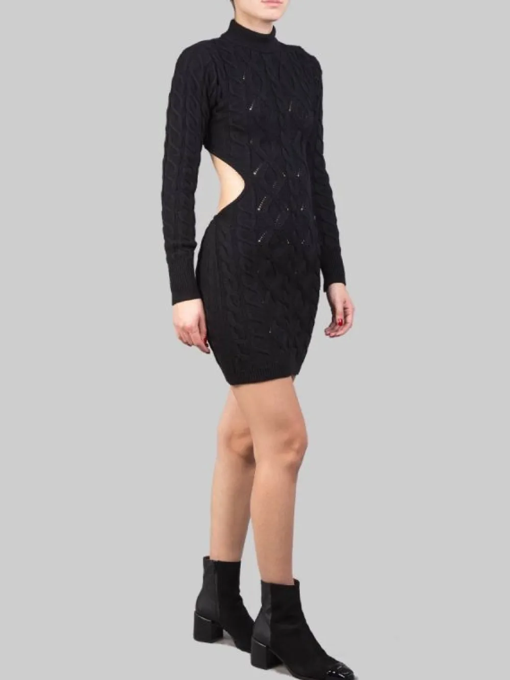 MINI ABITO IN MAGLIA INTRECCIATA CON SCOLLATURA SULLA SCHIENA | AKEP Best