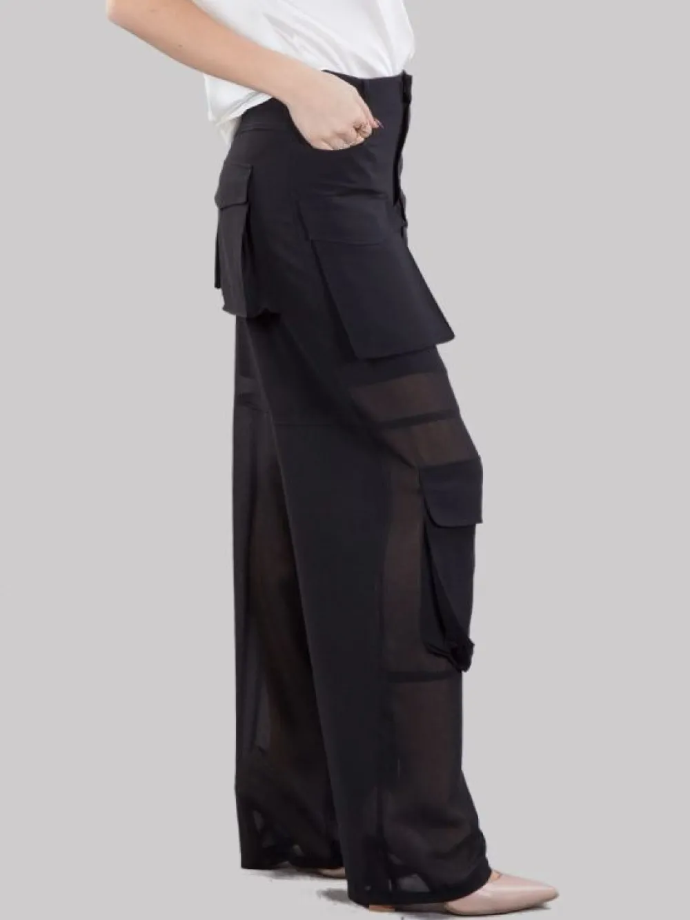 PANTALONI CAMPOFIORIN CARGO NERI IN GEORGETTE CON TRASPARENZE | PINKO New