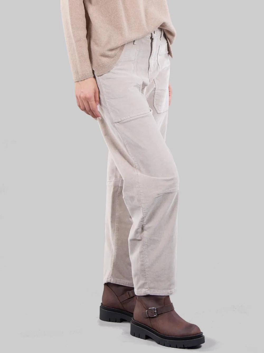 Pantaloni carrot | CIGALA'S Discount