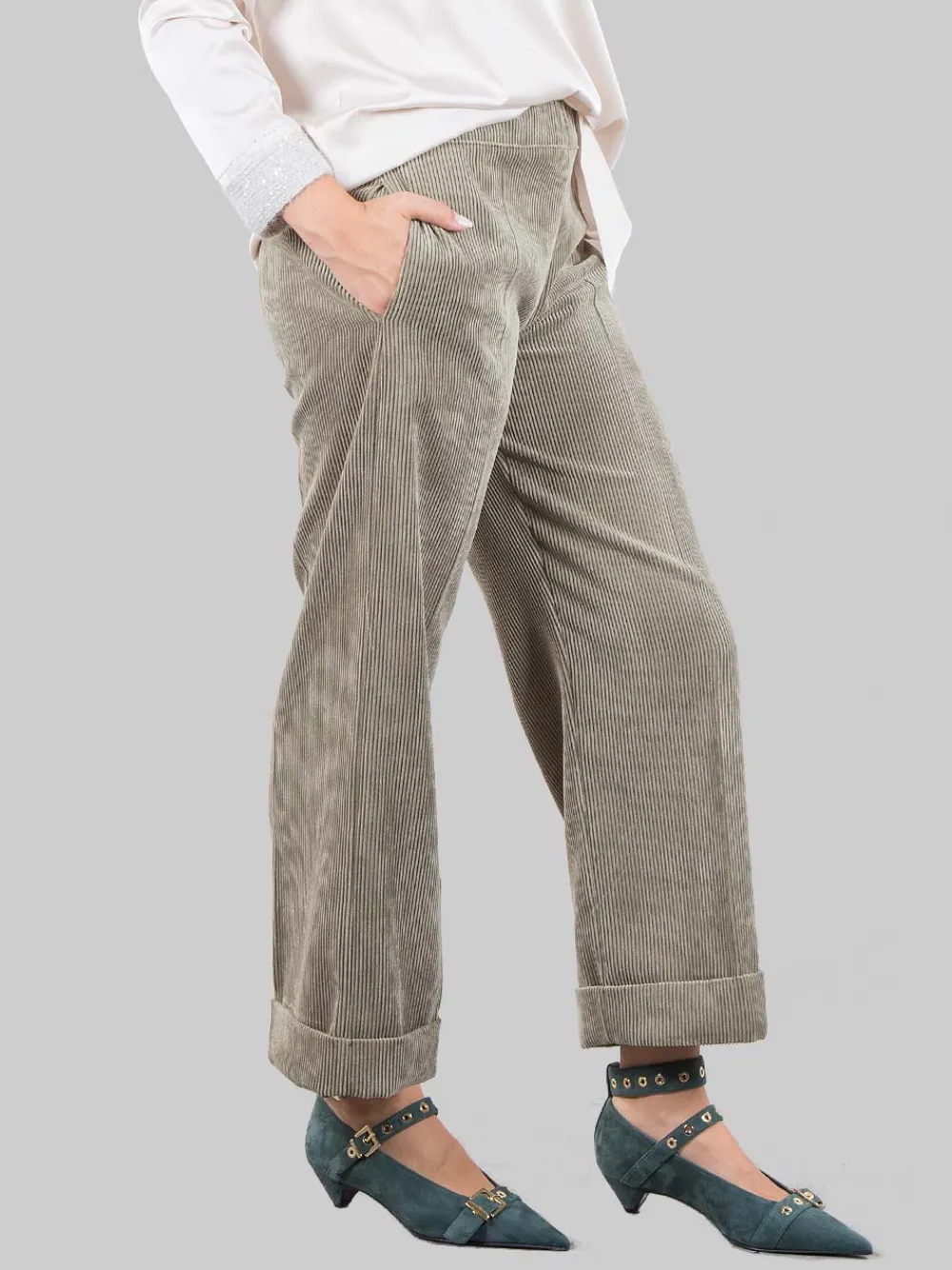 Pantaloni cropped in velluto | D.EXTERIOR Sale