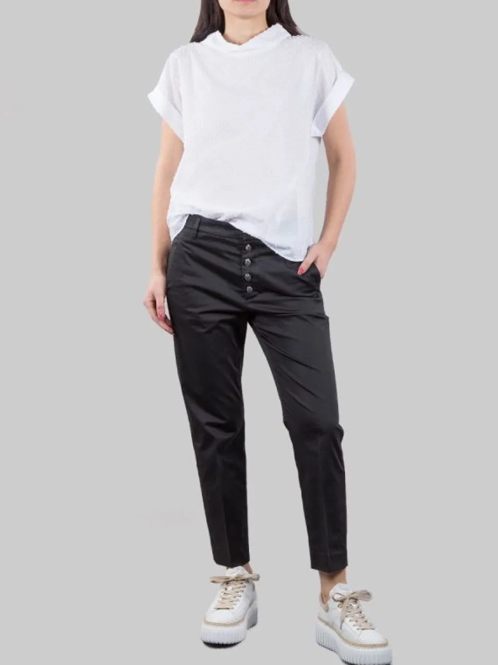 PANTALONI NIMA NERI IN COTONE ELASTICIZZATO CON BOTTONI GIOIELLO | DONDUP Discount