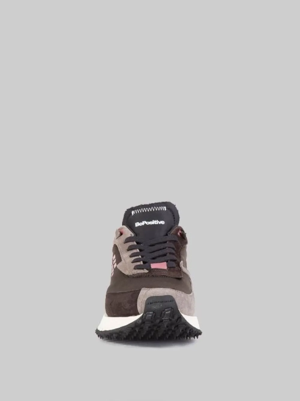 SNEAKER IN PELLE E TESSUTO REALIZZATA A MANO | BE POSITIVE Fashion